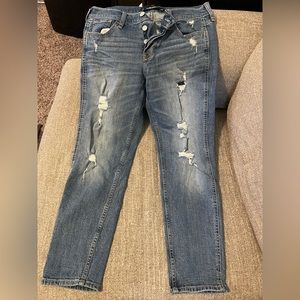 Hollister Vintage Boyfriend Jeans